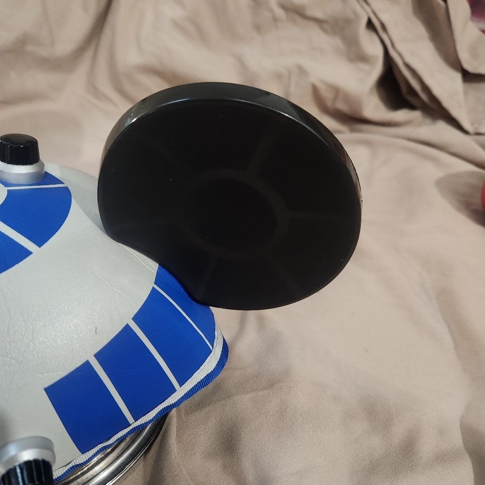 Star Wars R2-D2 Astro Droid - Disney Mickey Ear Hat - Picture 2 of 9